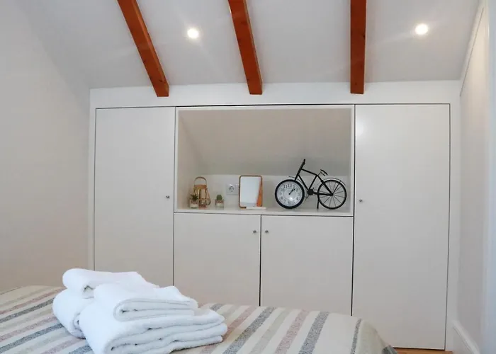 A Window To - Fabulous By Douro River *