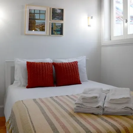 A Window To - Fabulous By Douro River Apartment Porto